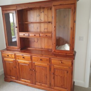 Large solid pine dresser - Free to collect